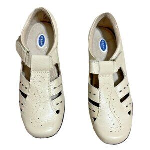 Dr Scholl's Mary Jane Cream Leather Shoes Hook Loop Size 6.5 Wide